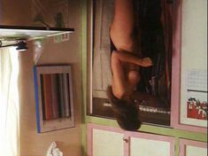 Голая Валери Каприски в фильме «На последнем дыхании» фото #15