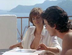 Голая Валери Кеннессен в фильме «Летние любовники» фото #35