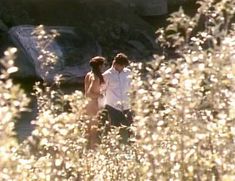 Красотка Венди Крюсон оголила грудь и попу в фильме Getting Married in Buffalo Jump