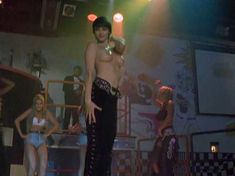 Шикарная голая грудь Венди Хэмилтон в фильме «Проект Даллас» фото #4