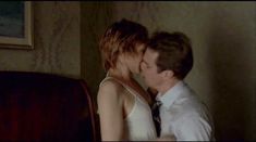 Голая грудь Веры Фармиги в фильме «Джошуа» фото #5