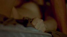 Голая Вера Фармига в фильме «Никогда-навсегда» фото #3