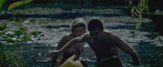 Голая Верле Батенс в фильме «Многообещающее начало» фото #8