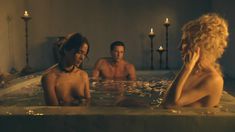 Голая Вива Бьянка в сериале «Спартак: Месть» фото #16