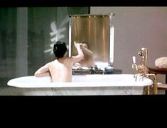 Голая Вивиан Ву в фильме «Интимный дневник» фото #14