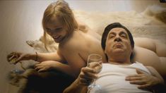 Голая Виктория Винги в сериале «Лиллехаммер» фото #4