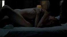 Голая Виктория Винги в фильме «Реприза» фото #3