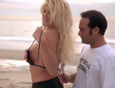 Виктория Сильвстедт показала сиськи в фильме Board Heads фото #2