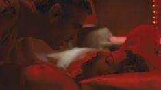 Голая Виоланте Плачидо в фильме «Американец» фото #1