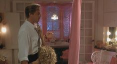 Голая Вирджиния Мэдсен в фильме «Горячее местечко» фото #4