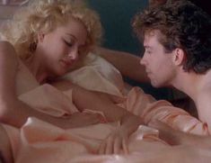 Вирджиния Мэдсен засветила грудь в фильме «Танец смерти» фото #2