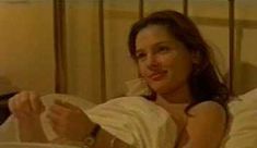 Голая грудь Виржини Ледуайен в фильме «Праздник» фото #3