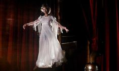 Голая Габриель Лазюр в фильме «Прекрасная пленница» фото #14