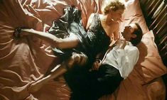 Голая Габриель Лазюр в фильме «Прекрасная пленница» фото #20