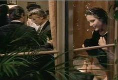 Голая Габриэлла Холл в сериале «Эротические признания» фото #21