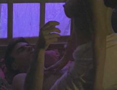 Голая Габриэлла Холл в фильме «Лолита 2000» фото #2