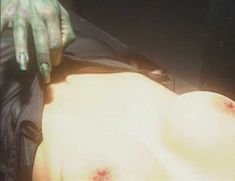 Голая Габриэлла Холл в фильме «Лолита 2000» фото #8