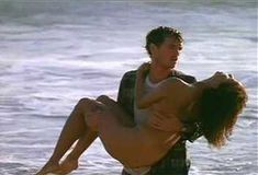 Голая Глория Рубен в фильме «В капкане» фото #8