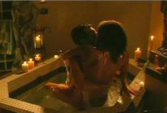 Голая Глория Рубен в фильме «В капкане» фото #9