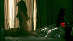 Голая Граци Массафера в сериале «Тайные истины» фото #1