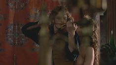 Грета Скакки без одежды в фильме «Красная скрипка» фото #3