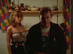 Голая Грета Скакки в фильме «Парень из фирмы «Кока-Кола»» фото #1