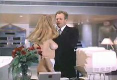 Голая Гриффин Дрю в фильме «Соблазн подсознания» фото #3