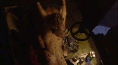 Голая Грю Баю в фильме «Всё об Анне» фото #40