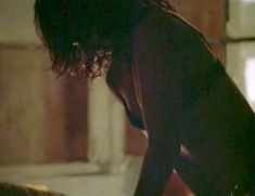 Голая грудь Гэбриэлль Фицпатрик в фильме Farewell My Love фото #1