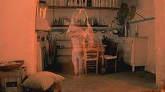 Голые сиськи Дайан Лэйн в фильме «Бесценная красота» фото #1