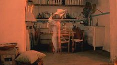 Голые сиськи Дайан Лэйн в фильме «Бесценная красота» фото #2