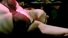 Голая Даниэль Де Люка в фильме «Обнаженный страх» фото #1