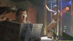 Голая Дафни Дюплекс в фильме «Стриптиз» фото #6