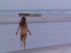 Голая Дебора Рихтер в фильме «Киборг» фото #4