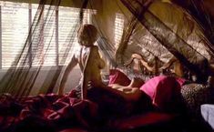 Голая Дебра Уилсон в фильме «До мозга костей» фото #2