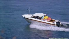 Голая Дебра Уингер в фильме «Офицер и джентльмен» фото #5