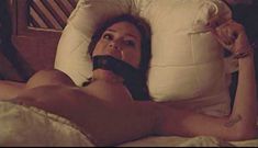 Голая Джасмин Уолтц в фильме «Смертельная гонка» фото #2