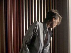 Джейми Ли Кёртис засветила грудь в фильме «Идеально» фото #3