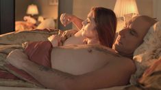 Голая грудь Джелли Хоуи в фильме «Кровь искупления» фото #3