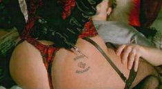 Голая Дженна Джеймсон в фильме «Лузер» фото #5