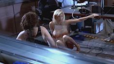 Голая Дженна Джеймсон в фильме «Части тела» фото #6