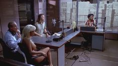 Голая Дженна Джеймсон в фильме «Части тела» фото #8