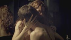 Голая Дженна Тиам в сериале «Возвращённые» фото #1