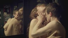 Голая Дженна Тиам в сериале «Возвращённые» фото #2