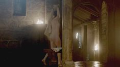 Голая Дженни Жак в сериале «Викинги» фото #3