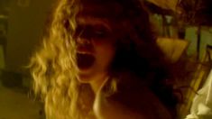 Голая Дженни Жак в сериале «Отчаянные романтики» фото #24