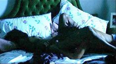 Голая Дженнифер Бэлгобин в фильме «Конфискатор» фото #2