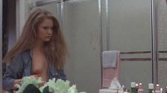 Голая грудь Дженнифер Джейсон Ли в фильме «Глаза незнакомца» фото #6