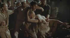 Голая Дженнифер Джейсон Ли в фильме «Последний поворот на Бруклин» фото #4