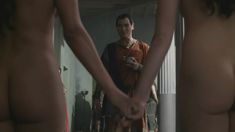 Голая Джессика Грэйс Смит в сериале «Спартак. Боги арены» фото #4